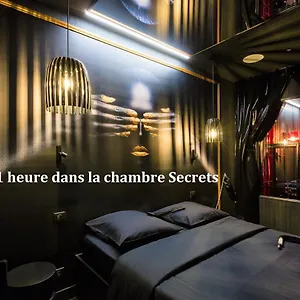 Hotel del amor Avec Nuit Insolite Au Dandy Et Jacuzzi Privatise (adults Only), París