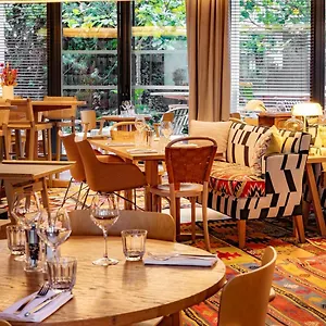 Hotel M, París